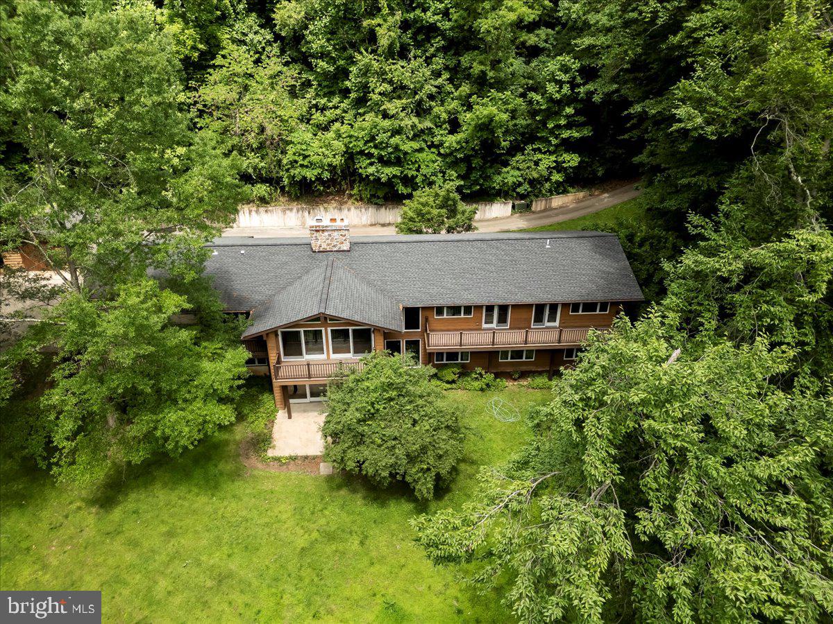 1012 Garrett Mill Rd