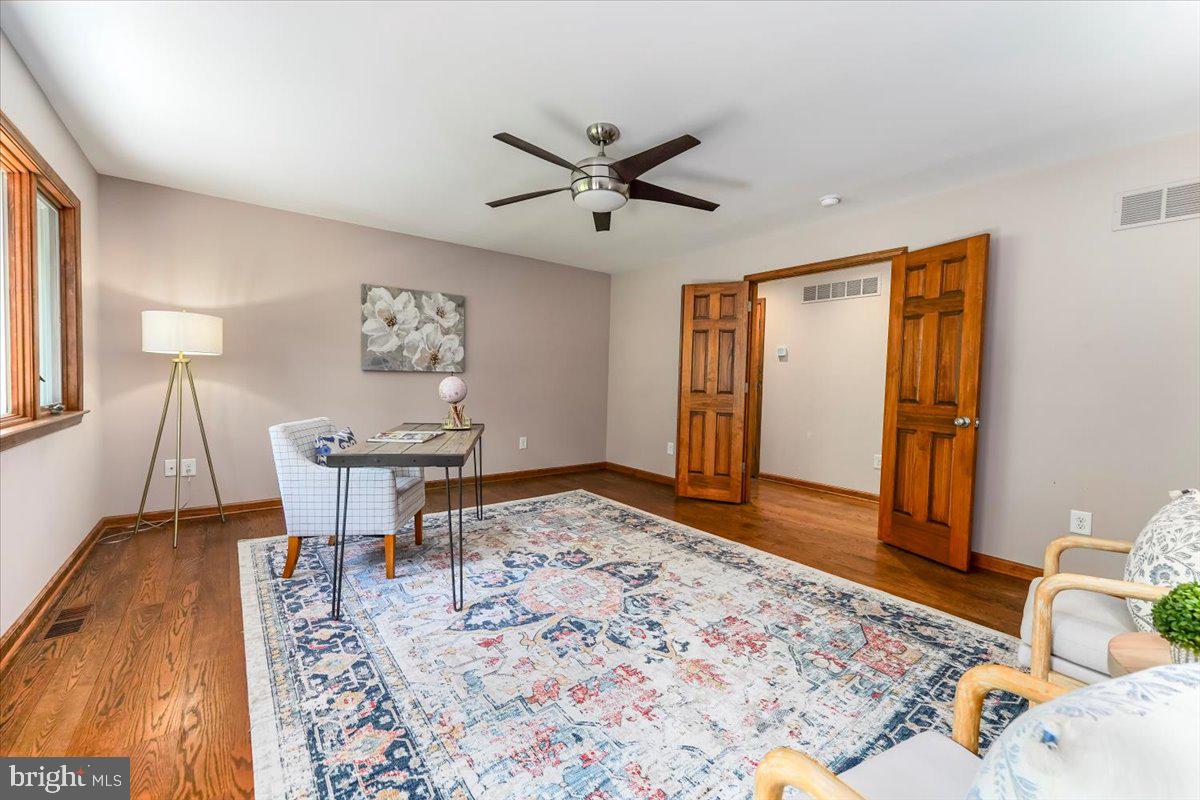 1012 Garrett Mill Rd