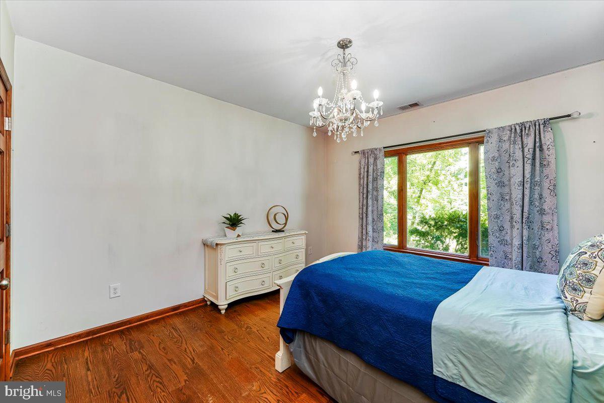 1012 Garrett Mill Rd