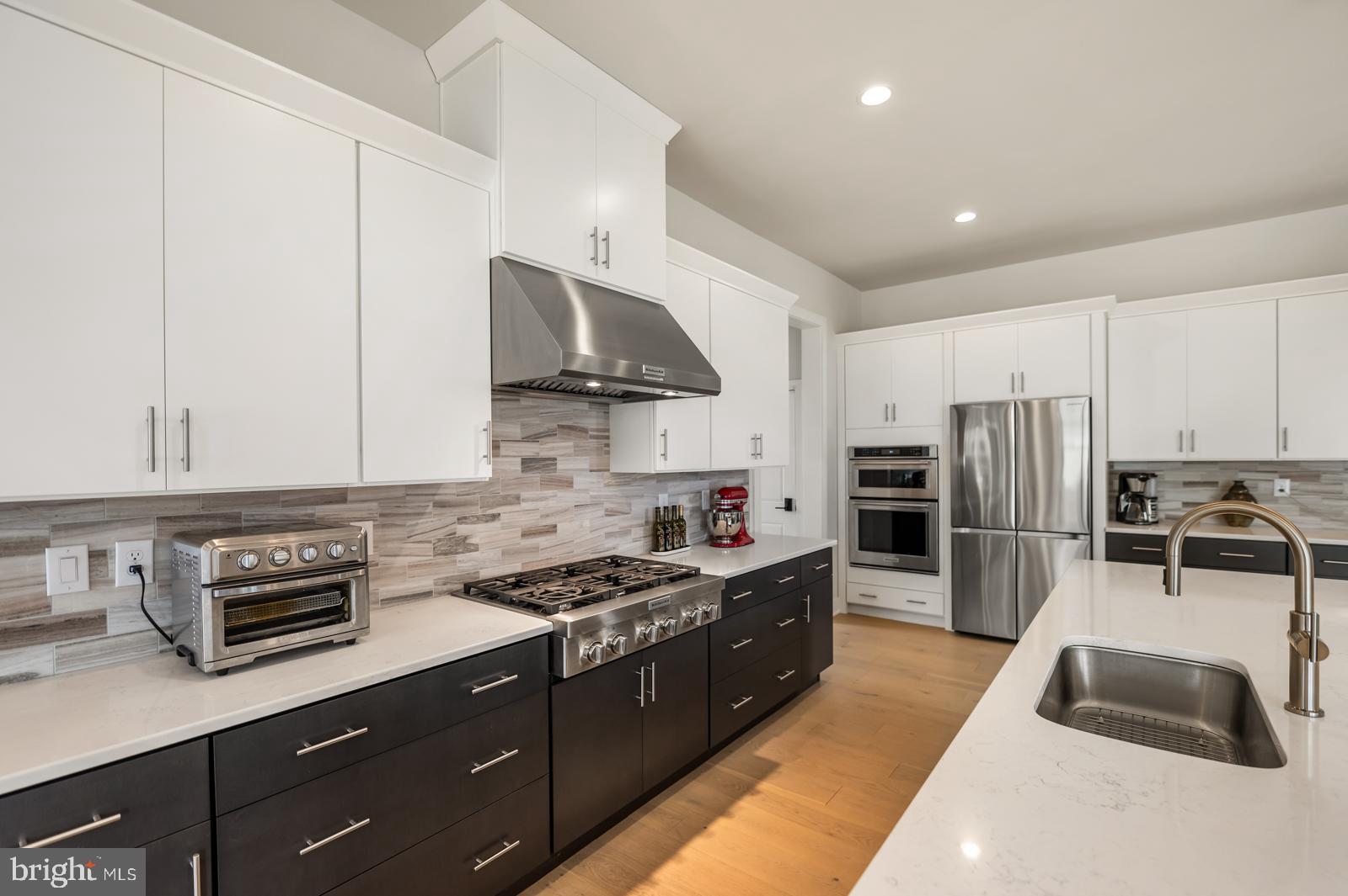 10 Boiler Ct