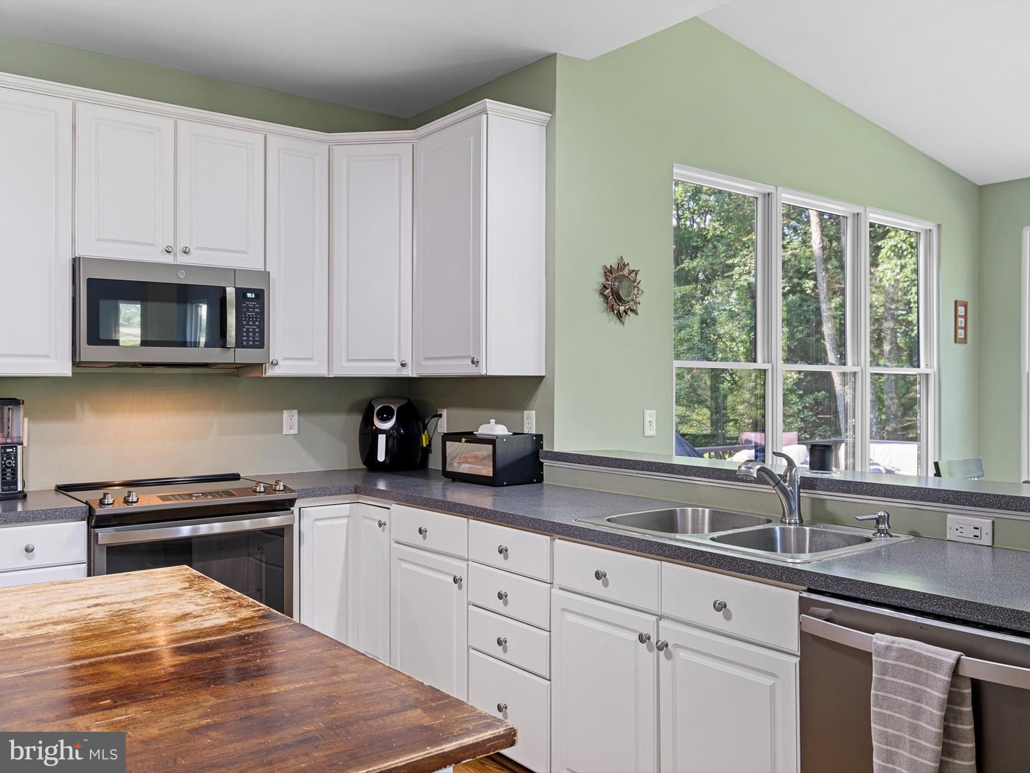 411 Palmers Dr