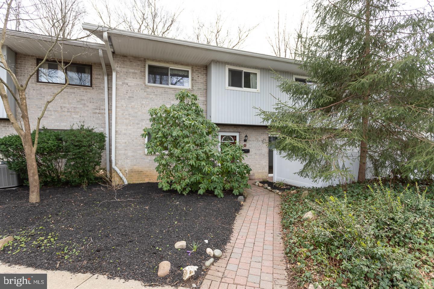 1518 Manley Rd #B42