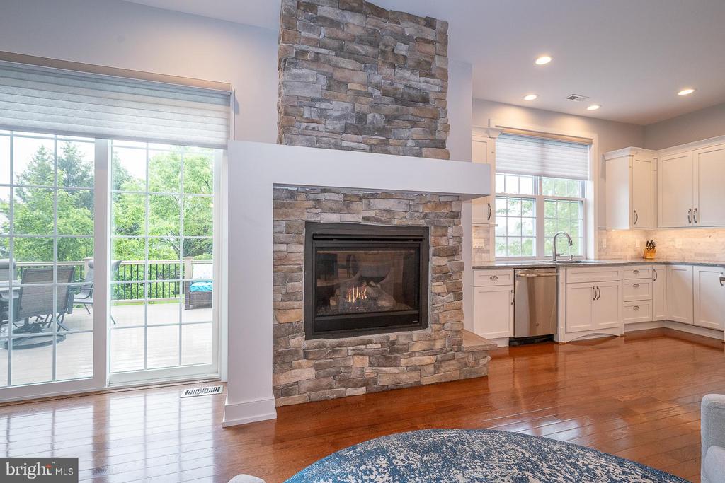 11 Ridings Way