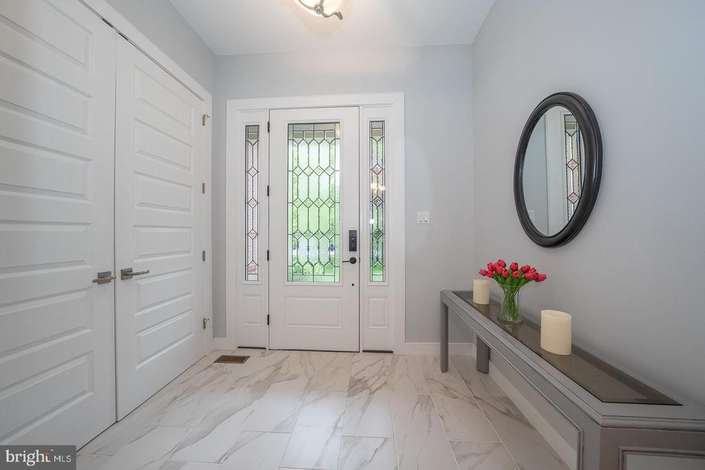 11 Ridings Way