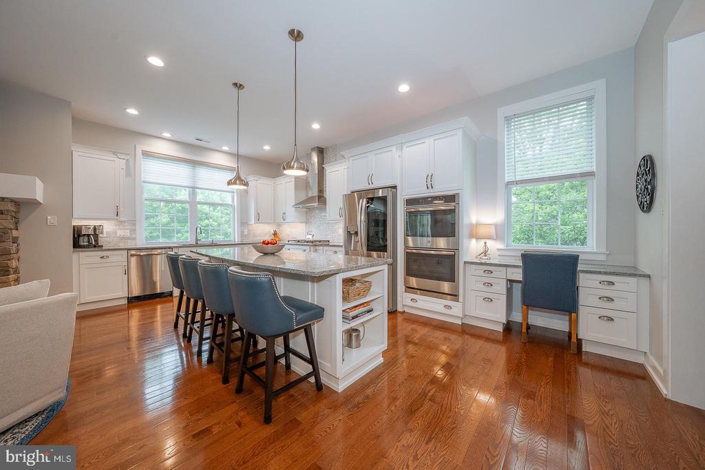 11 Ridings Way