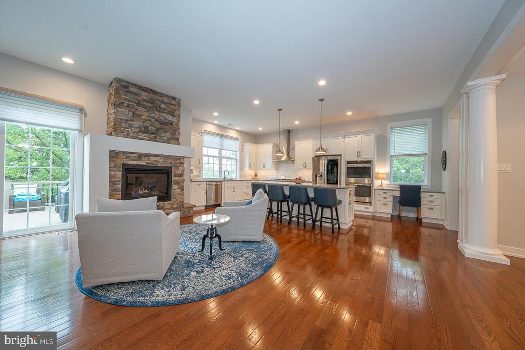 11 Ridings Way