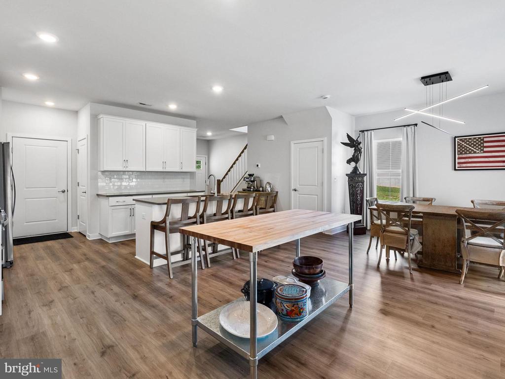 729 HUNSBERGER ROAD