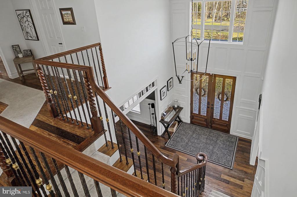81 BARRINGTON LANE