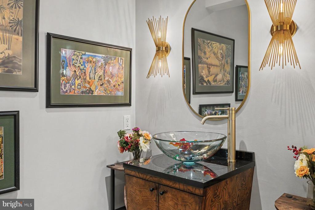 1255 Horseshoe Trail