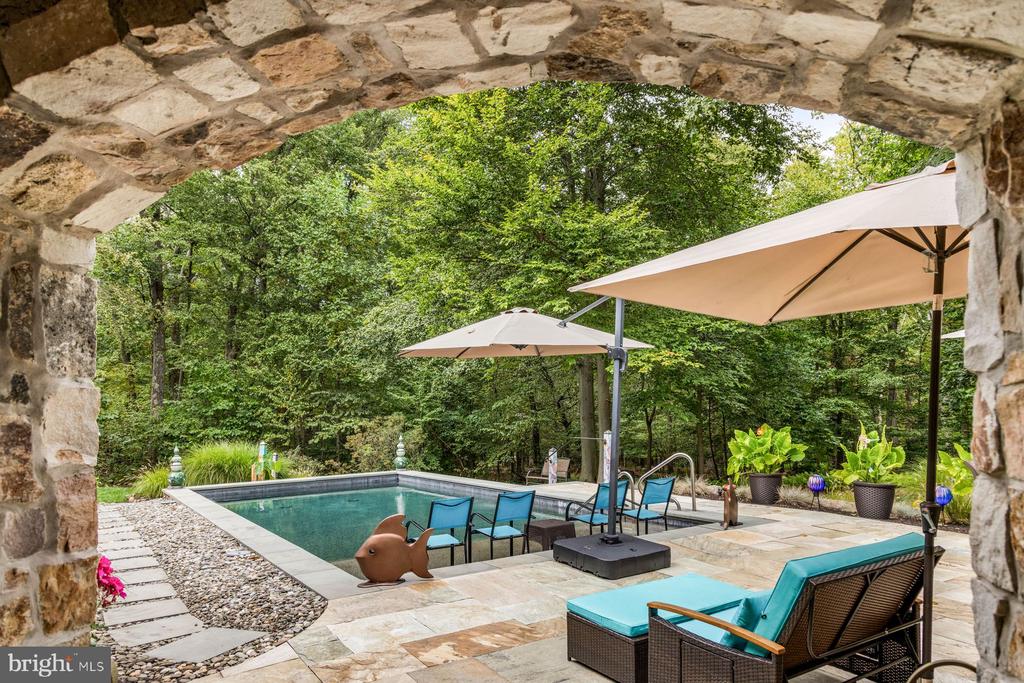 1255 Horseshoe Trail