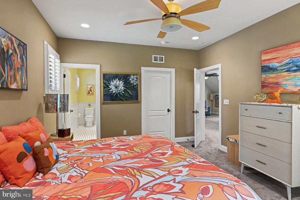 1255 Horseshoe Trail