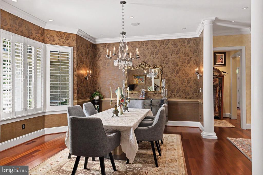 1255 Horseshoe Trail