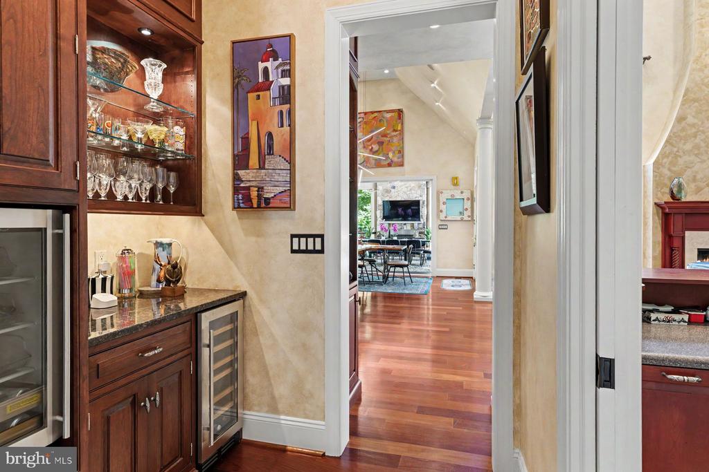 1255 Horseshoe Trail