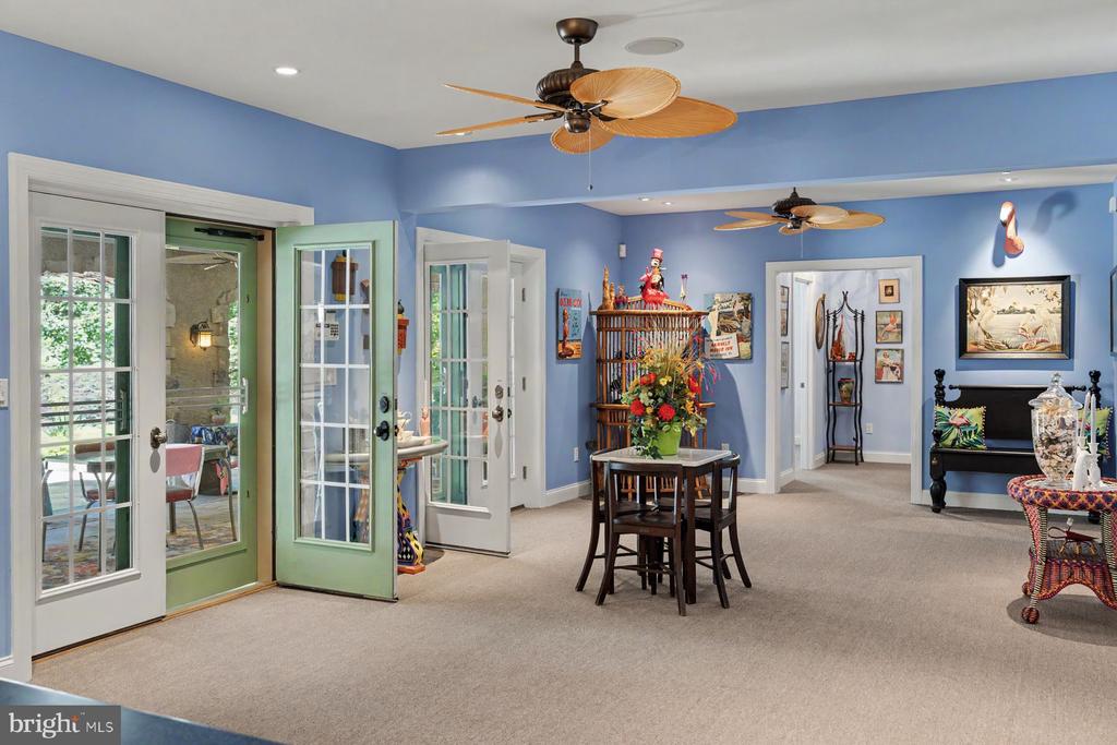 1255 Horseshoe Trail
