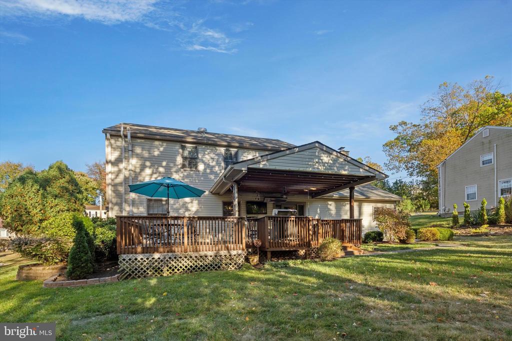 528 Ellis Rd