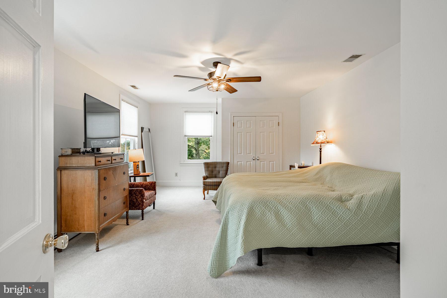 34 1/2 MARY JANE LANE