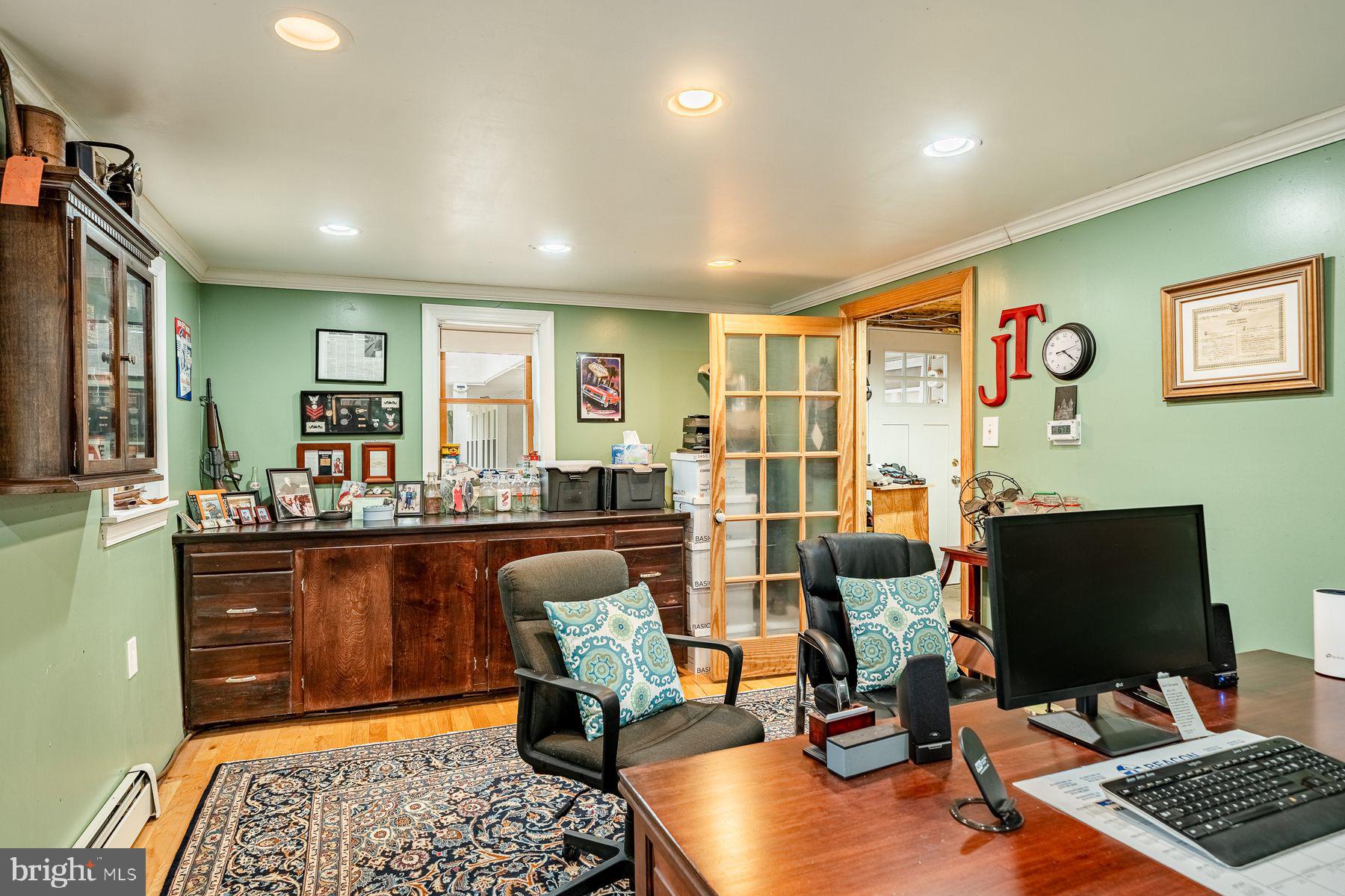 34 1/2 MARY JANE LANE