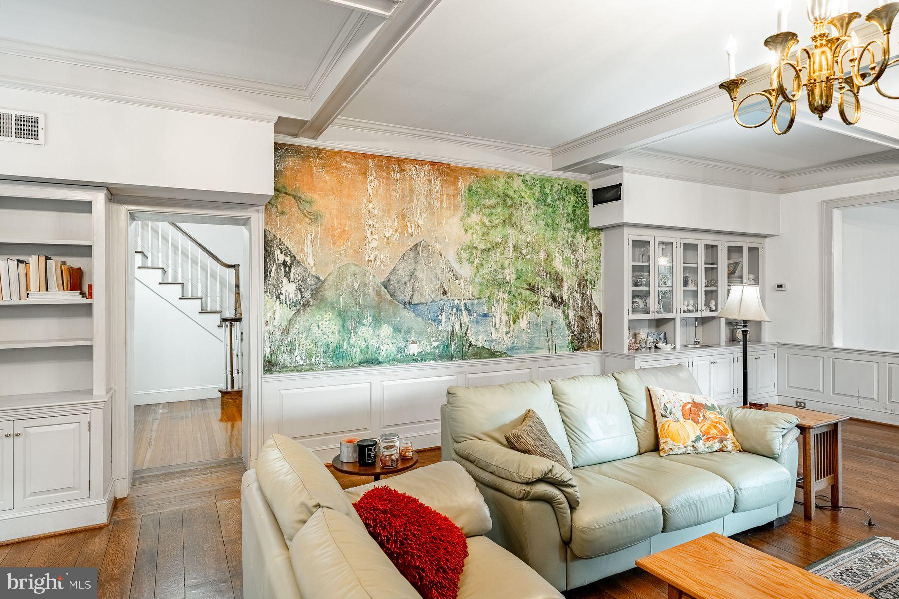 34 1/2 MARY JANE LANE