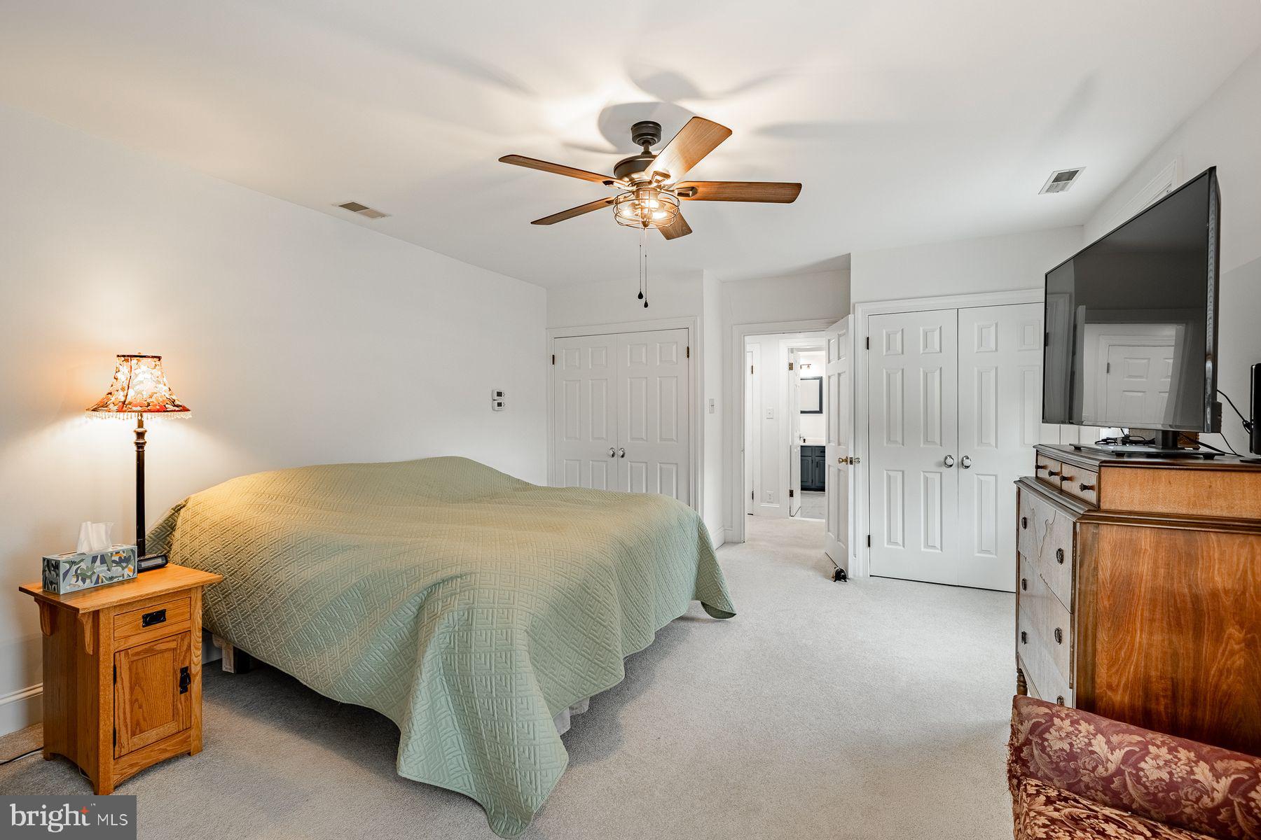 34 1/2 MARY JANE LANE