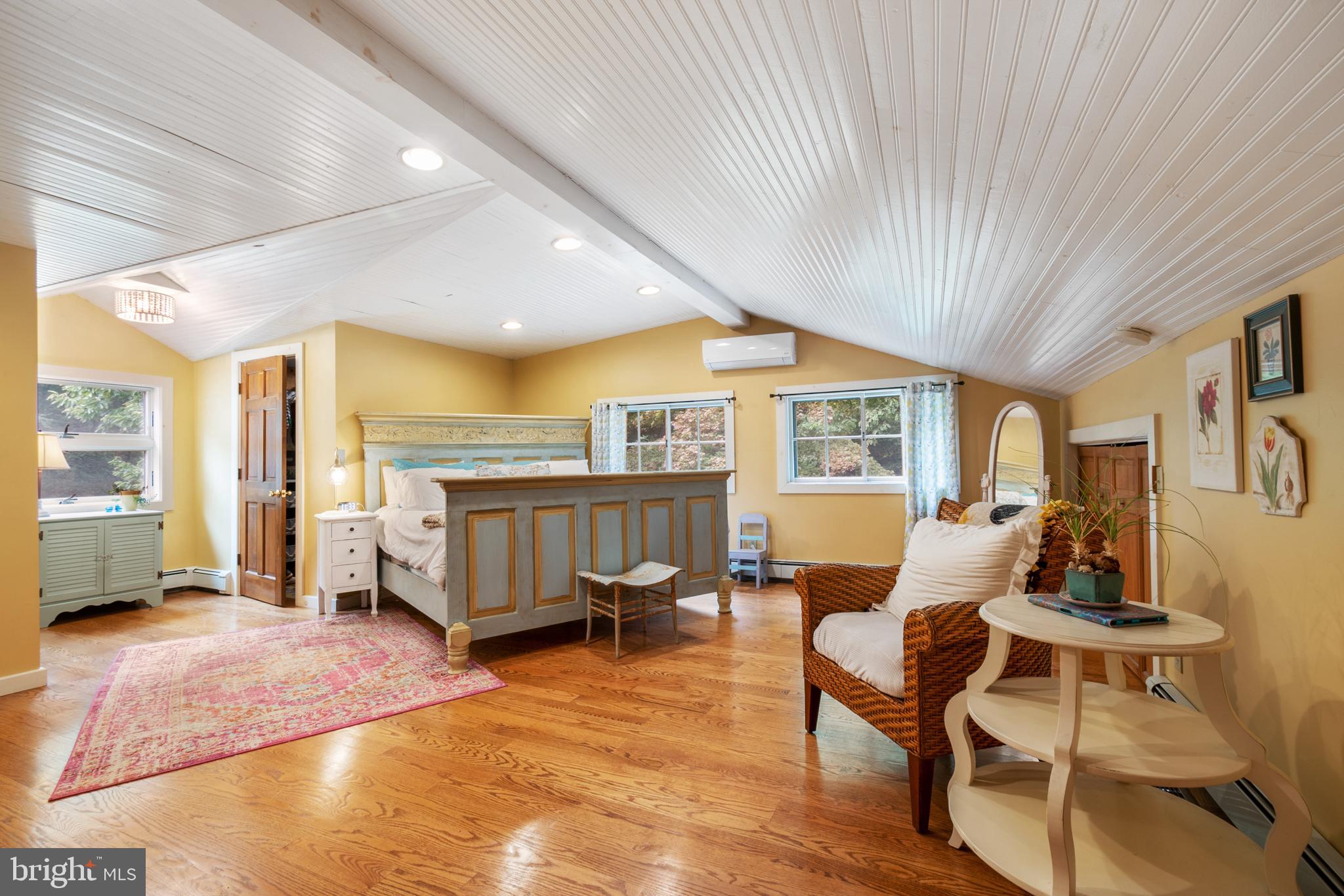 6407 Winding ROAD