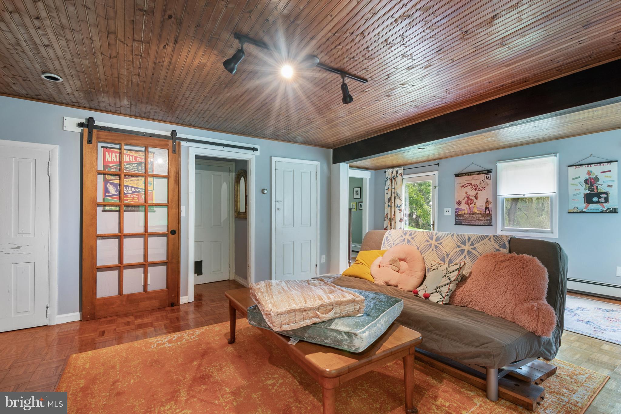 6407 Winding ROAD