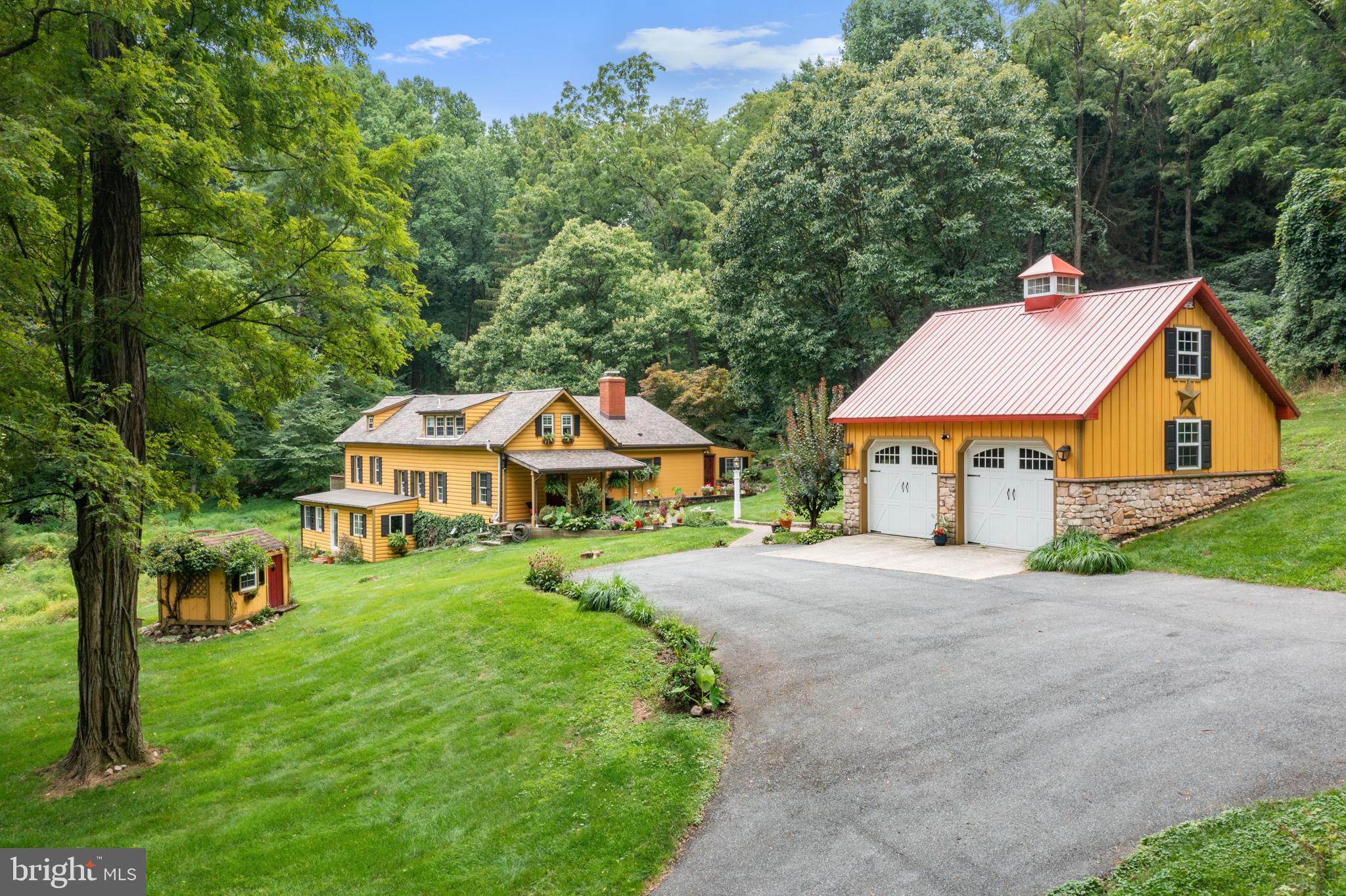 6407 Winding ROAD