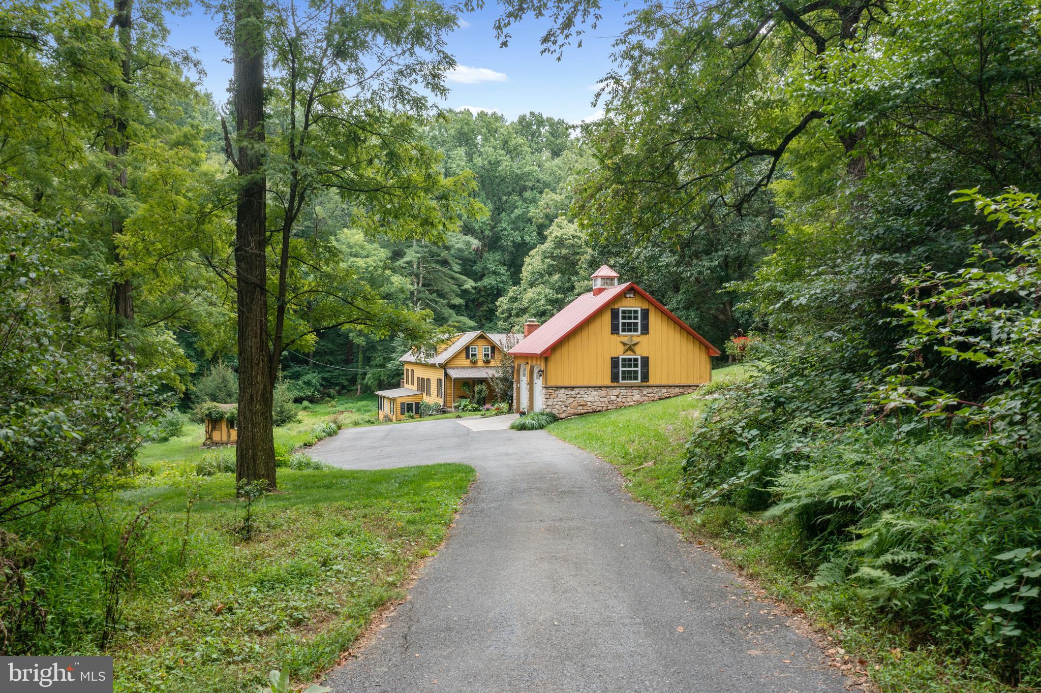 6407 Winding ROAD