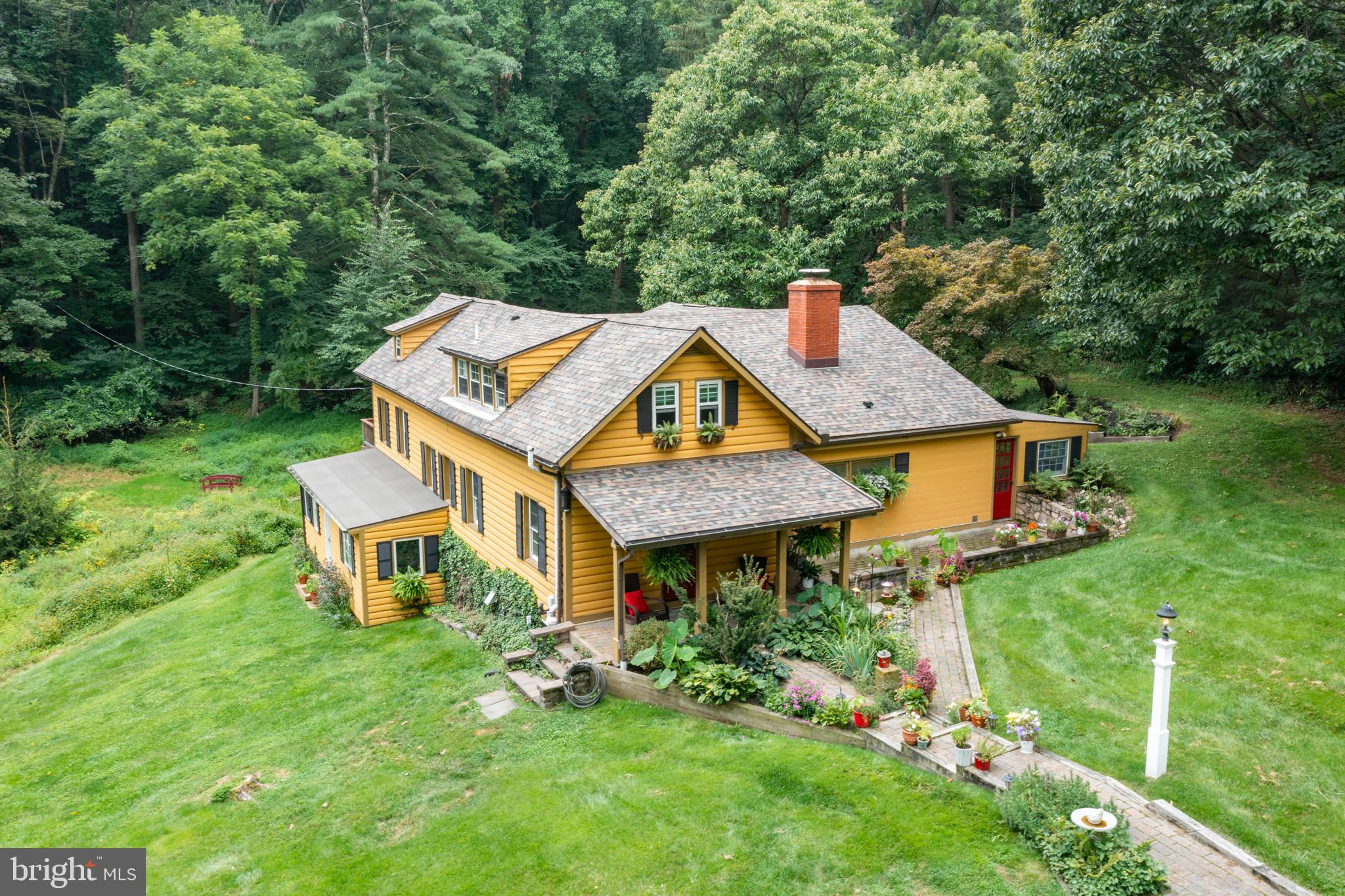6407 Winding ROAD