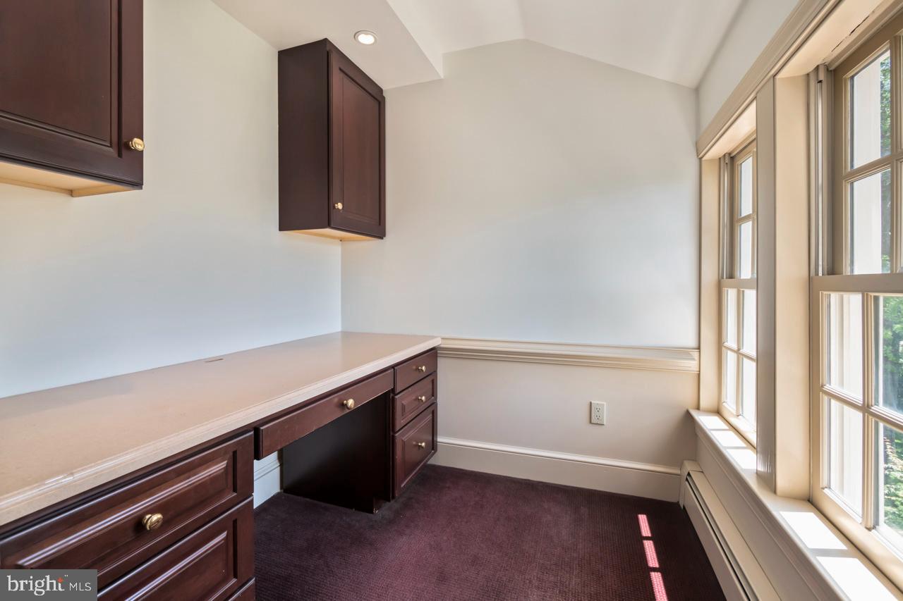1539 Hampton