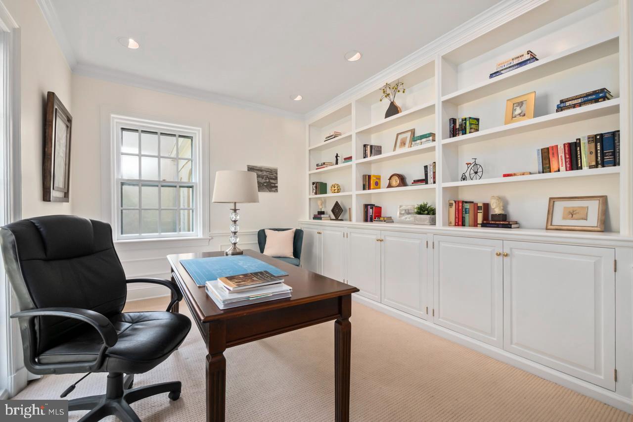 1539 Hampton