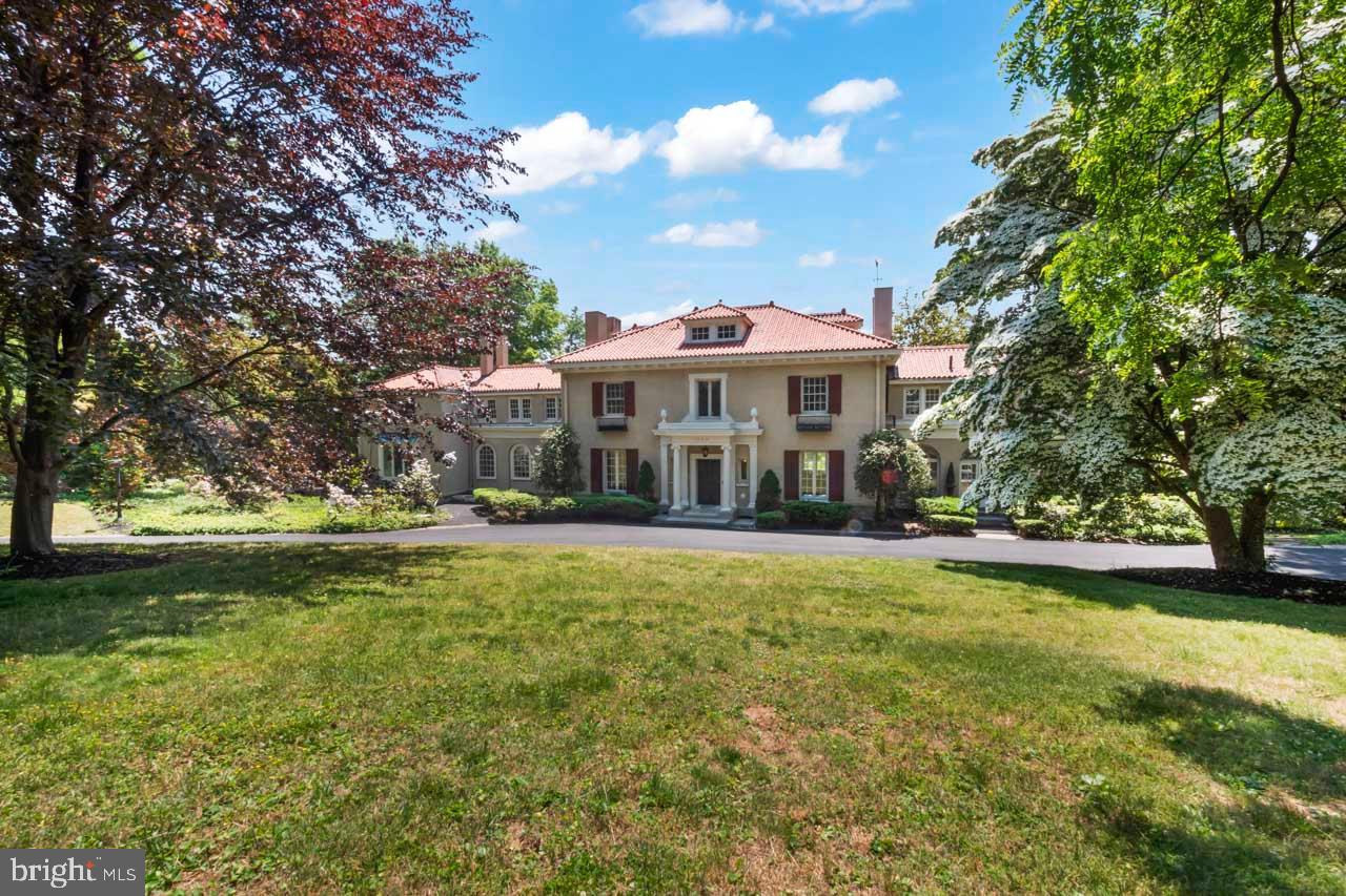 1539 Hampton