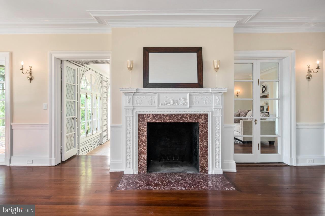 1539 Hampton
