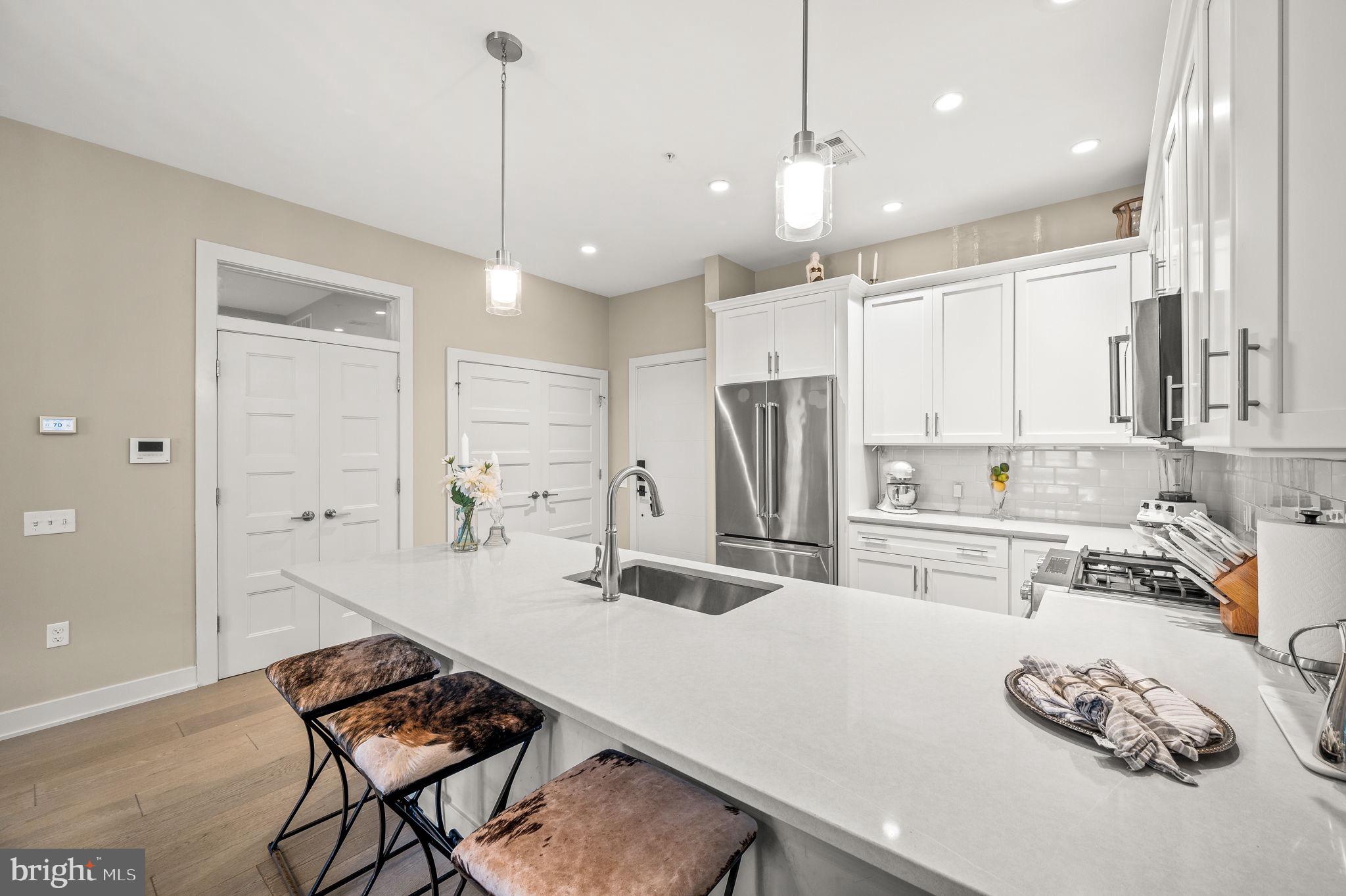 575 S Goddard Blvd #310