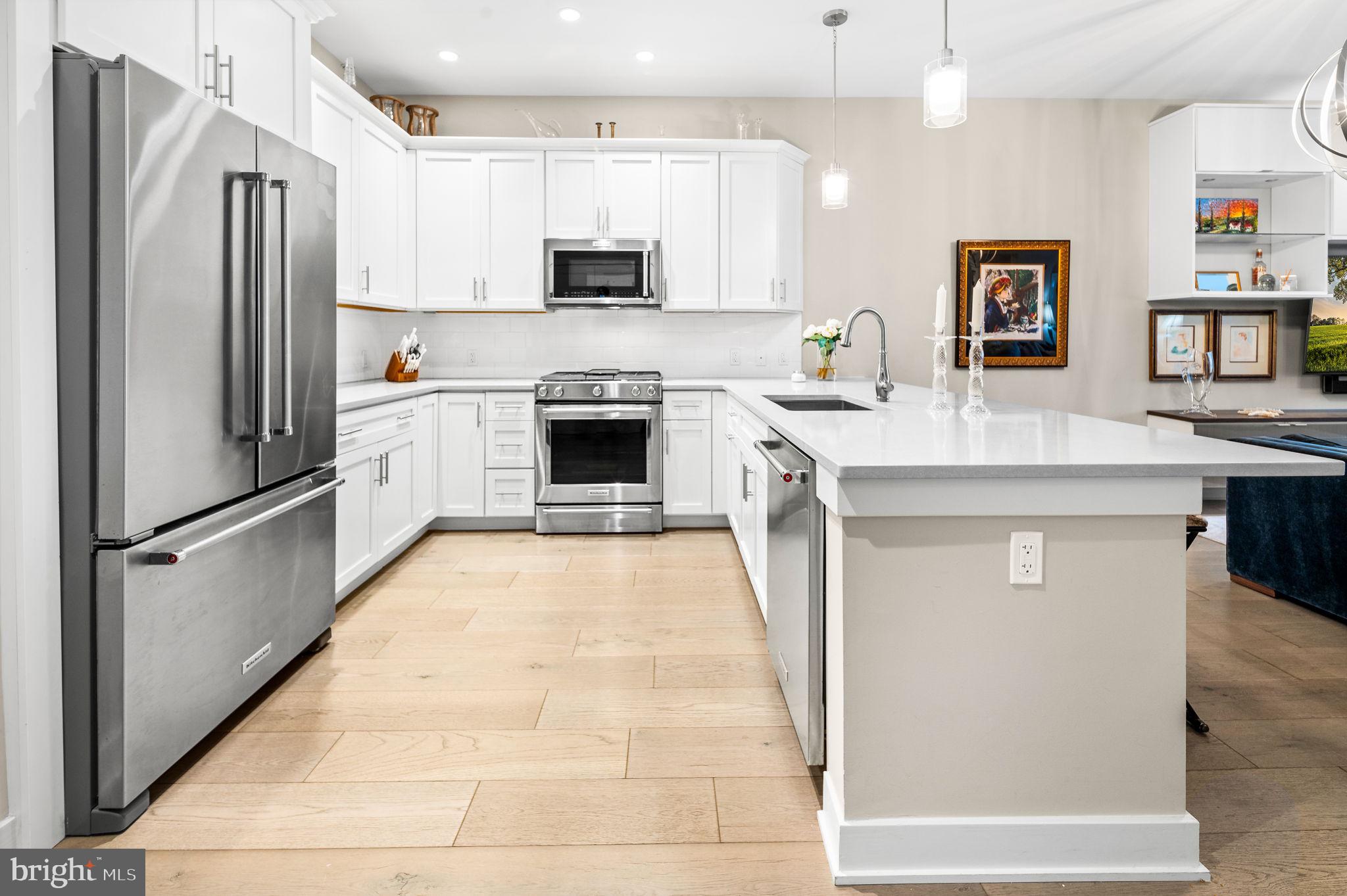 575 S Goddard Blvd #310