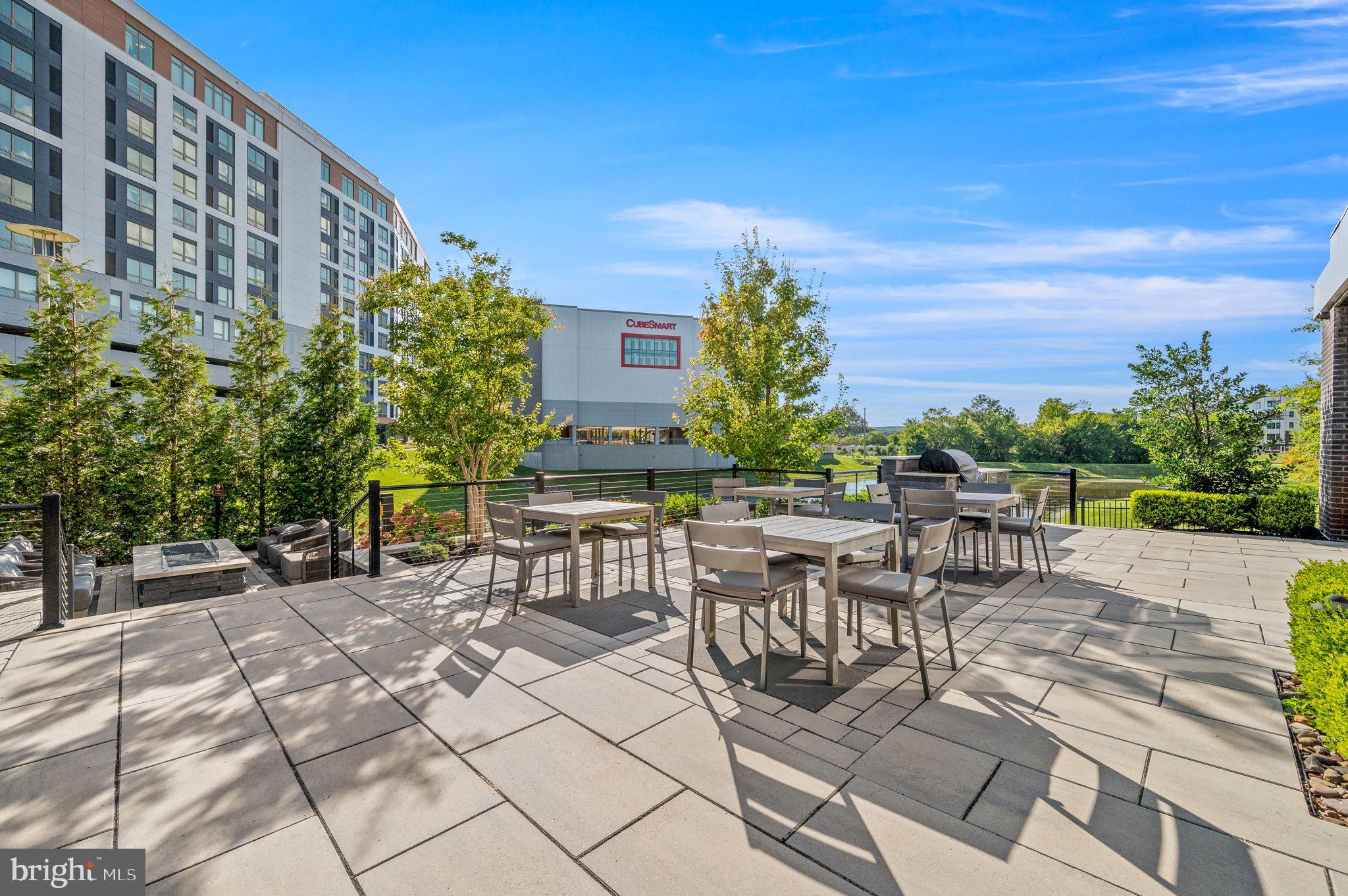 575 S Goddard Blvd #310