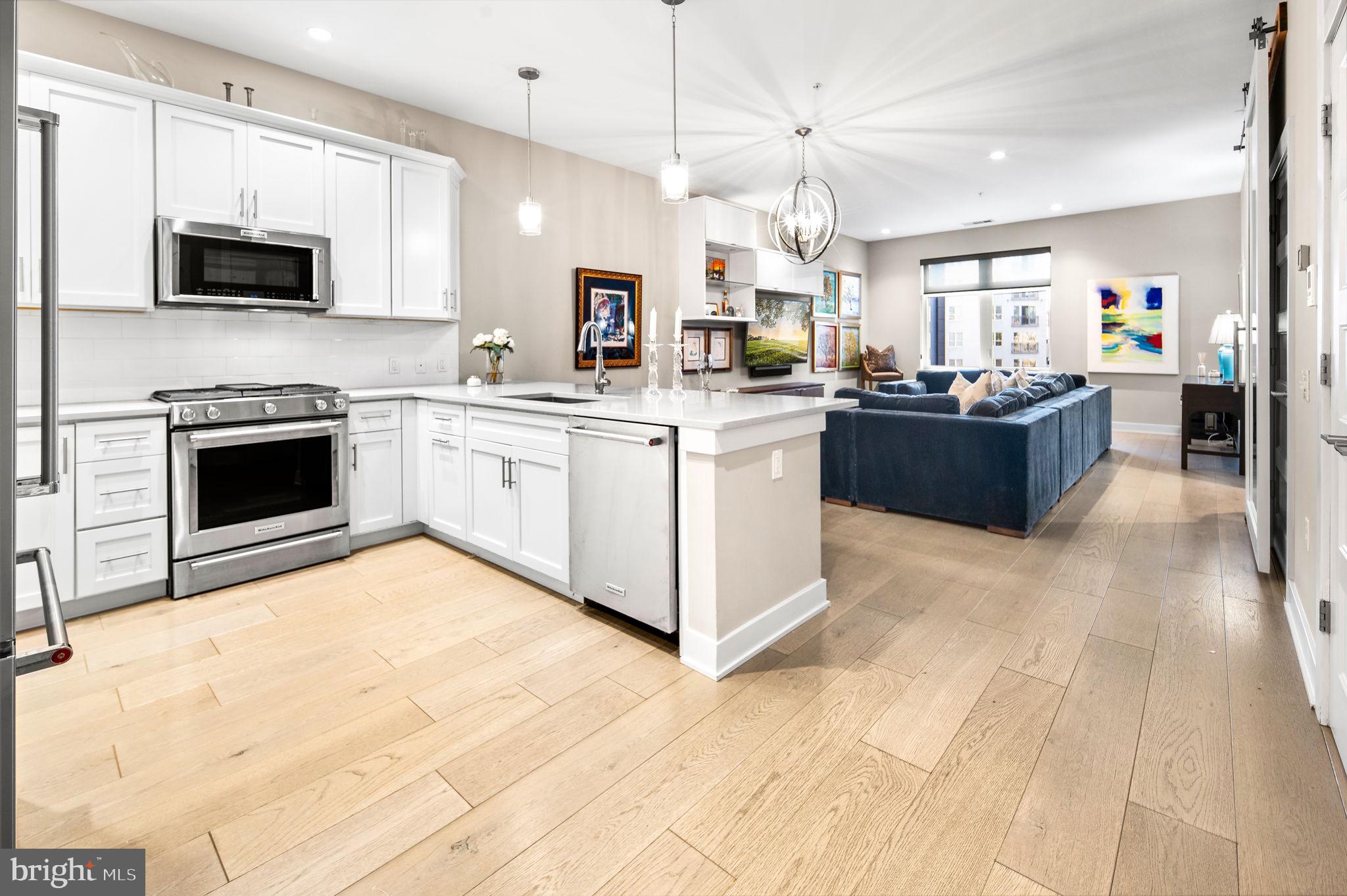 575 S Goddard Blvd #310