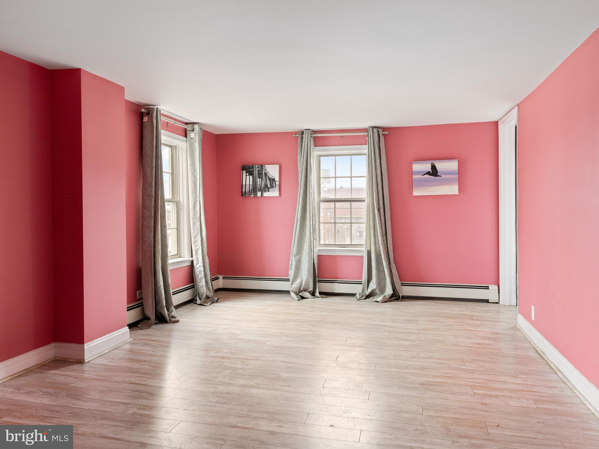 527 Walnut St