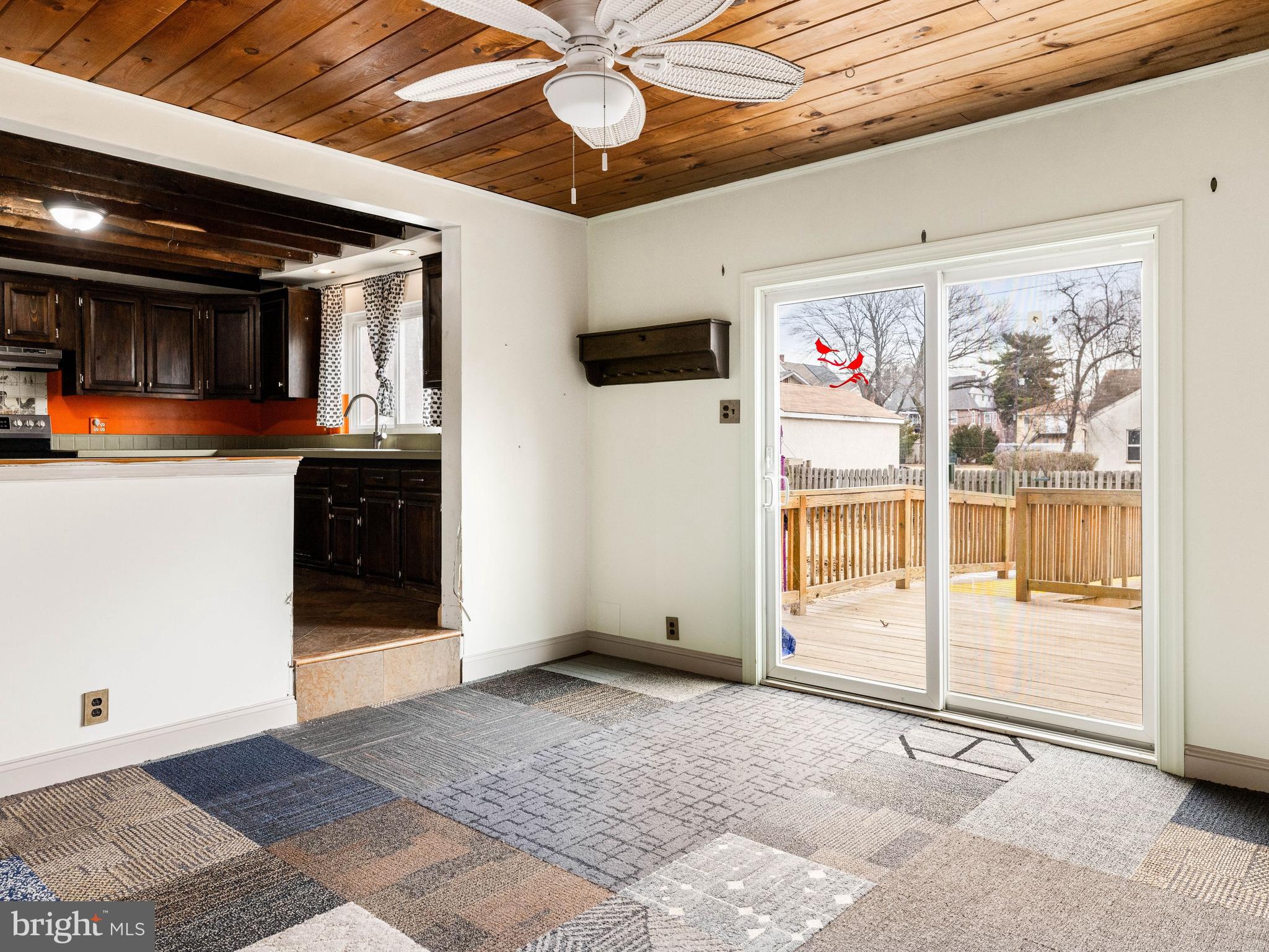 527 Walnut St