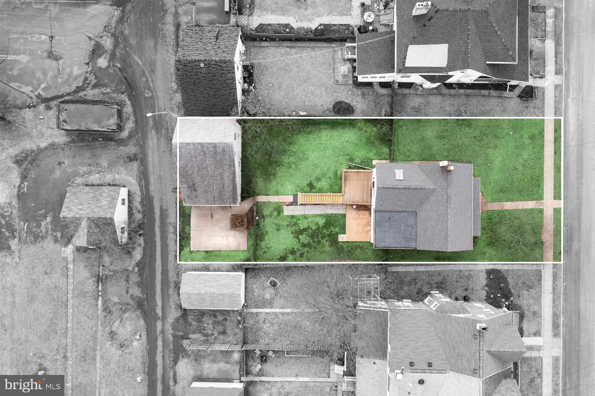 527 Walnut St