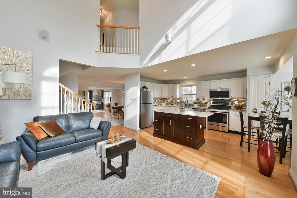 356 Belcourt Way