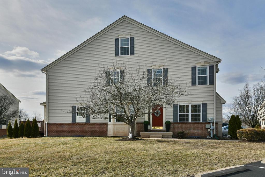 356 Belcourt Way