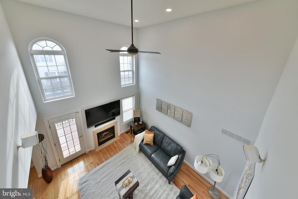 356 Belcourt Way