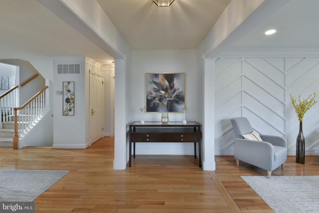 356 Belcourt Way