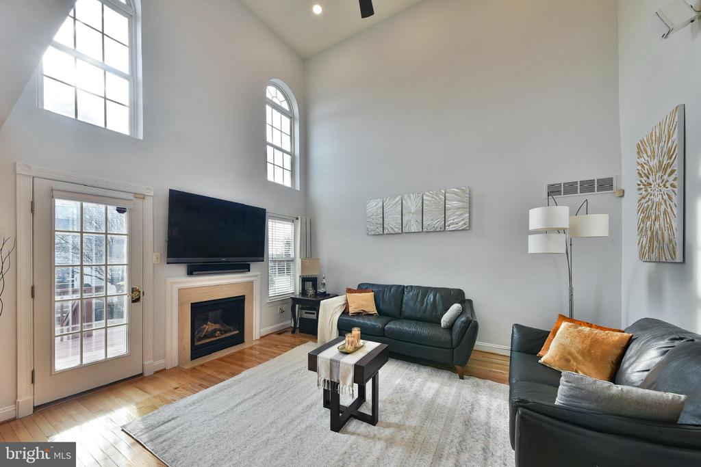 356 Belcourt Way