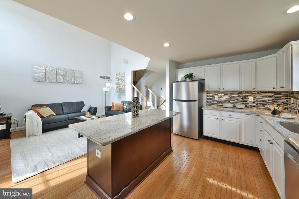 356 Belcourt Way