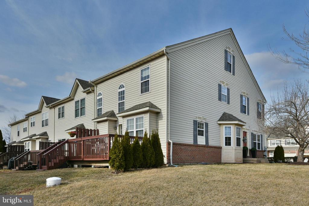 356 Belcourt Way