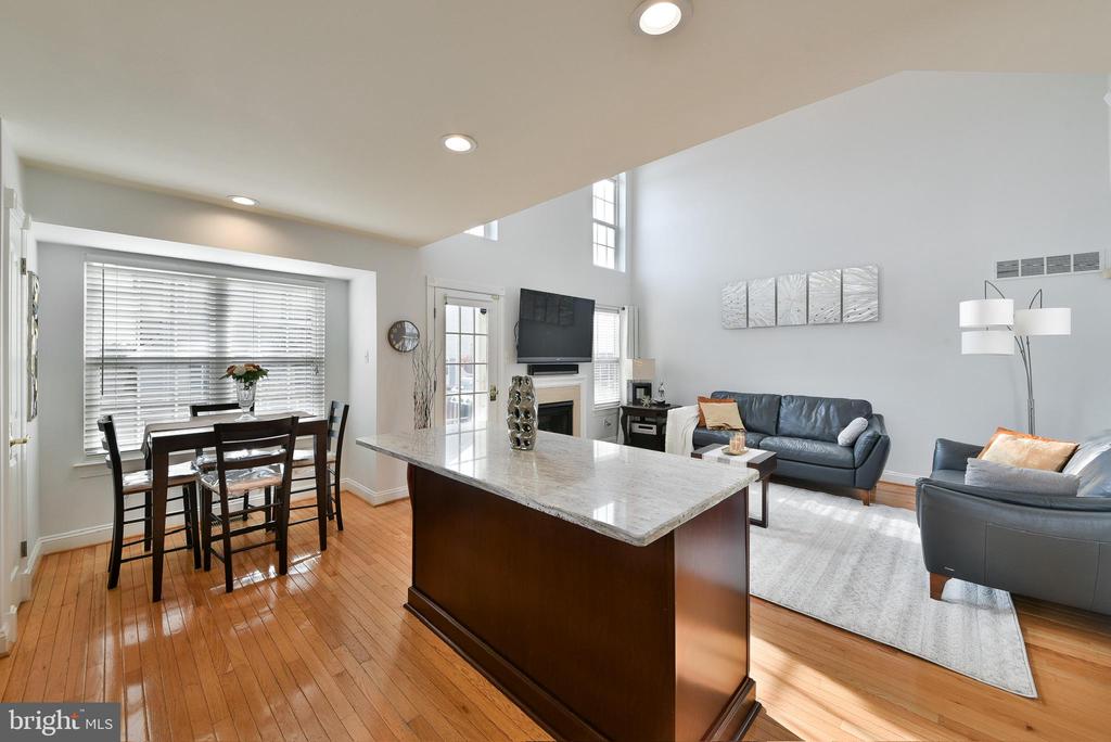 356 Belcourt Way