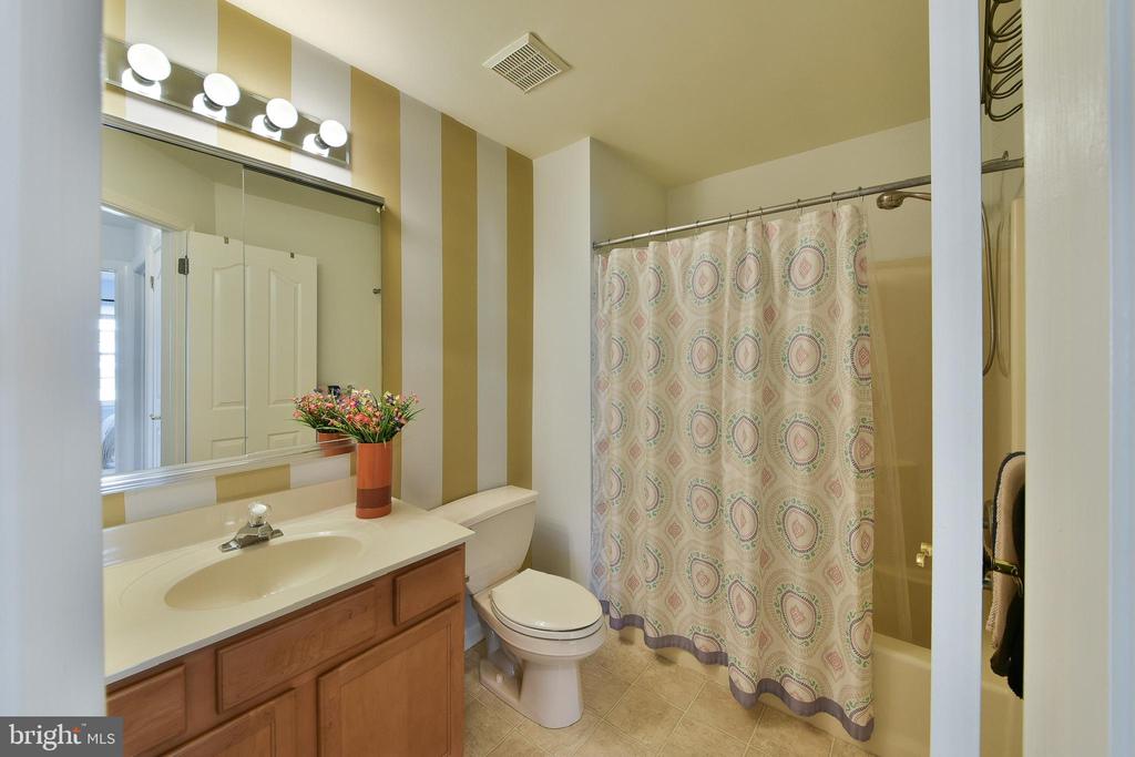 356 Belcourt Way