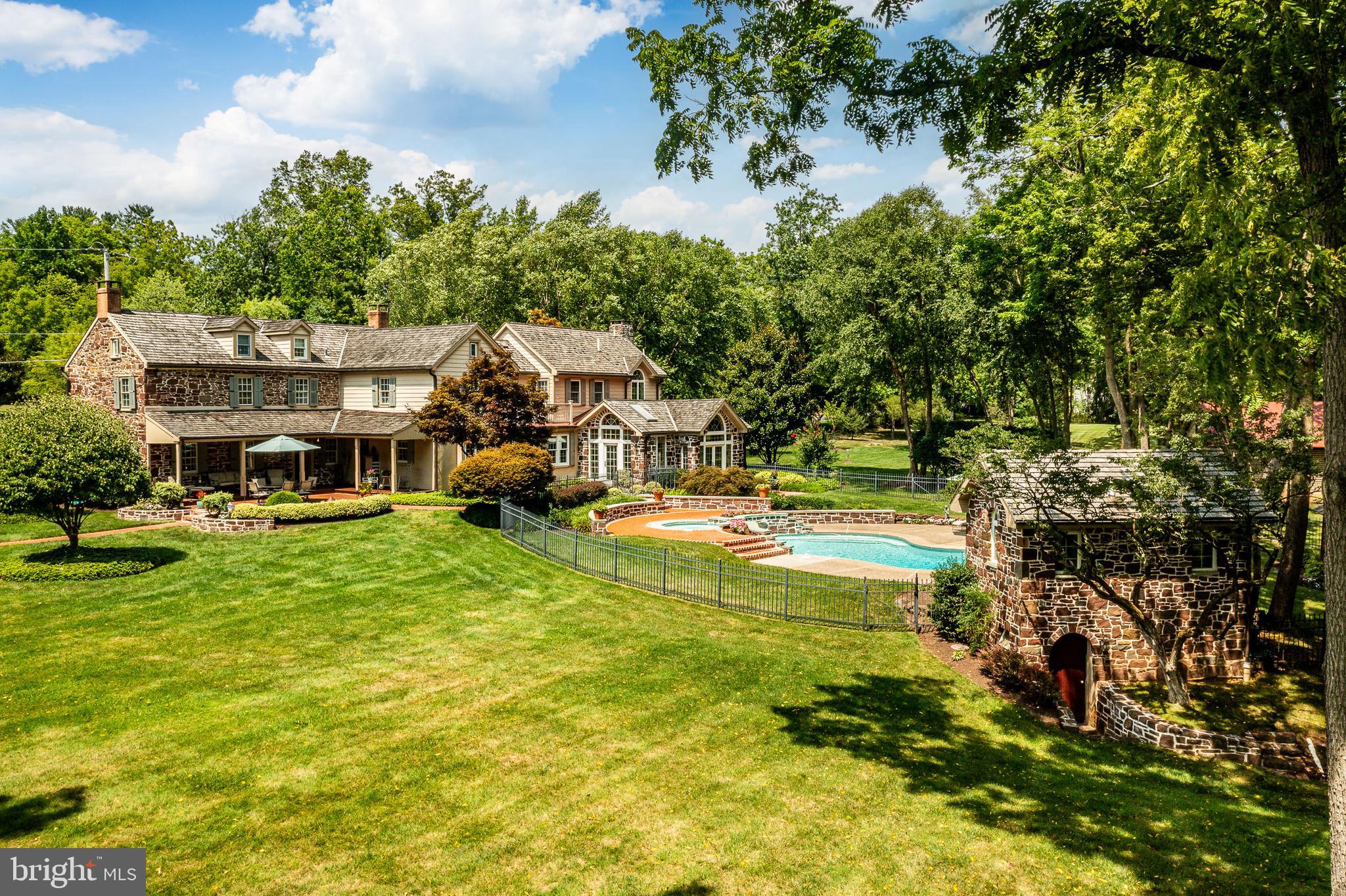 601 W PROSPECT (GWYNWOOD FARM) AVENUE