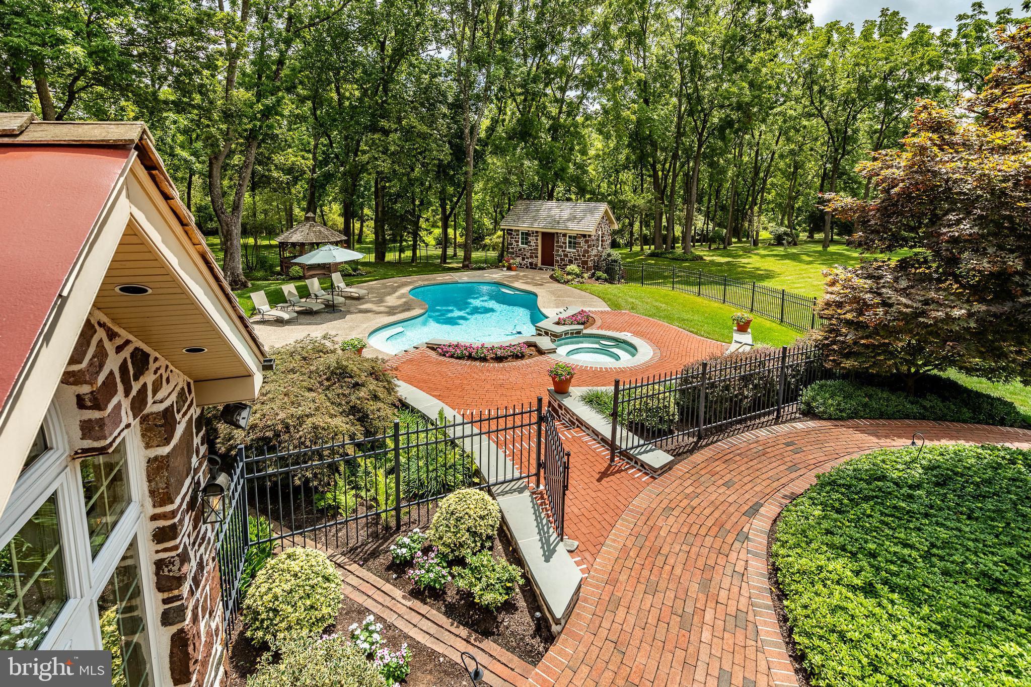 601 W PROSPECT (GWYNWOOD FARM) AVENUE